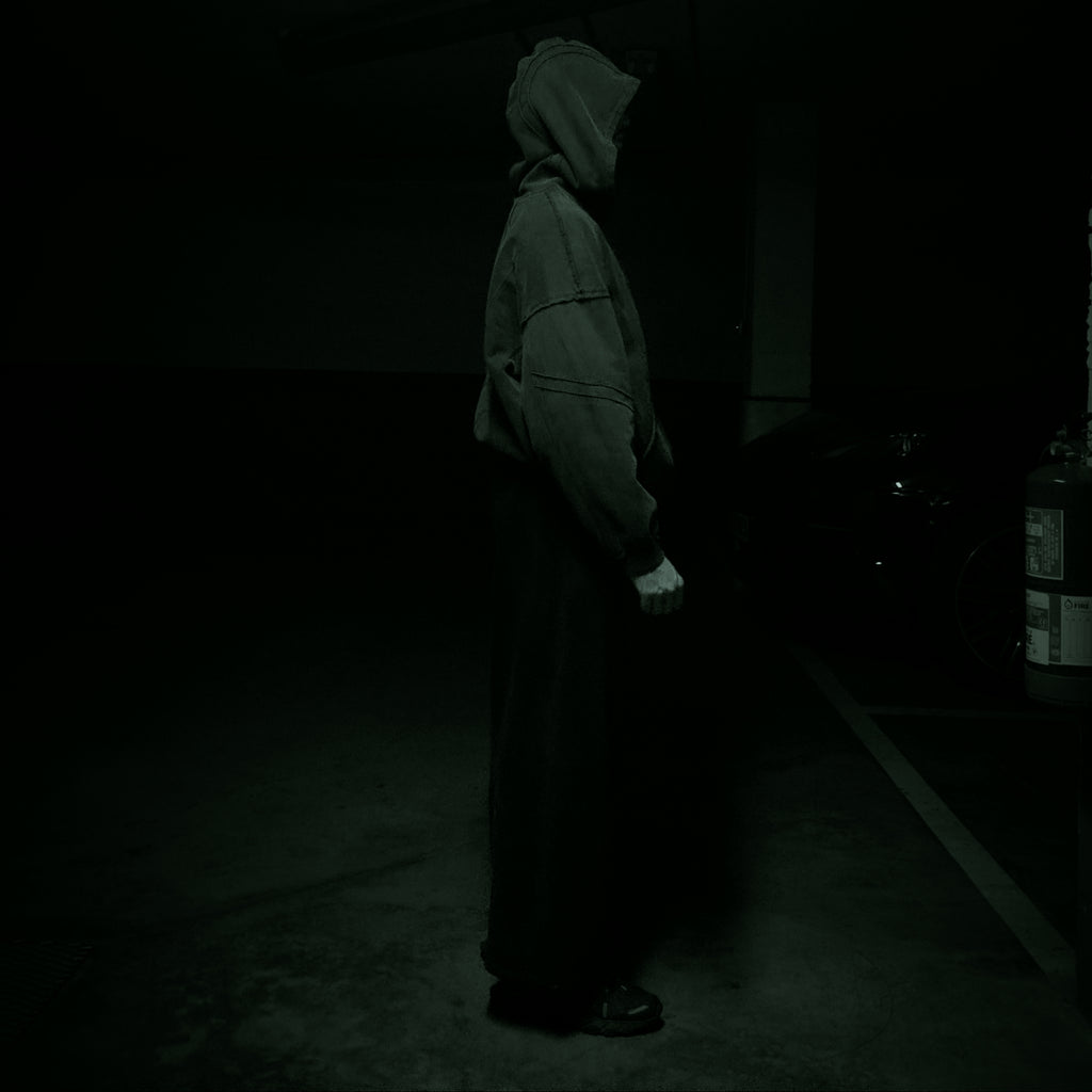 "BLACK COVEN" ZIPPER HOODIE