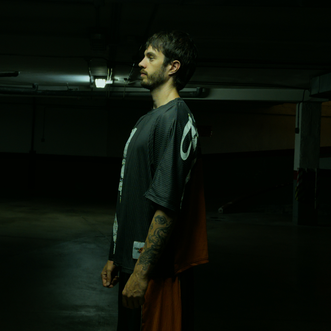 "HELIOS" TEE